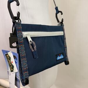 KAVU Crossbody Bag Womens Small Blue Colorblock Rope Strap Zip Pockets Festival